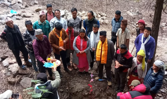 खेतबारीमा सिँचाइ गर्न सोलार वाटर लिफ्टिङ आयोजना